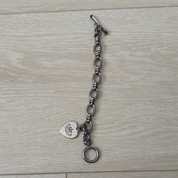 Juicy Couture Silver Bracelet with Heart Charm - Picture 4 of 6